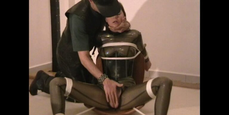 Archives – Julia Power meets Master Jay again – Rubber Bondage and Orgasm Play