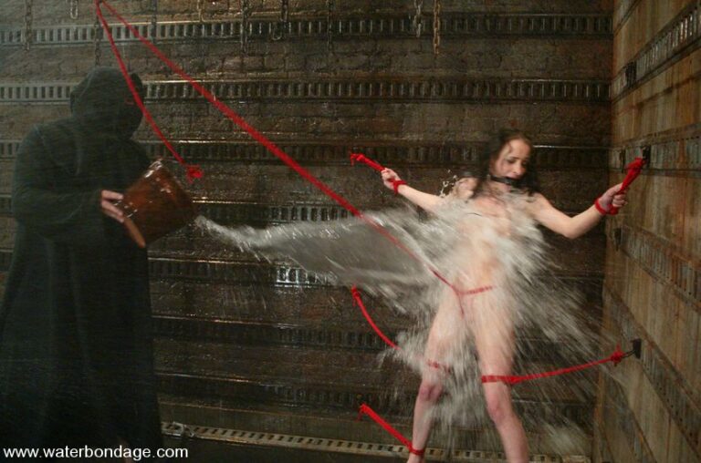 Human Tic Tac Toe: Maya Matthews