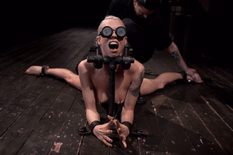 Lorelei Lee returns to Device Bondage to test her limits of pain and pleasure!