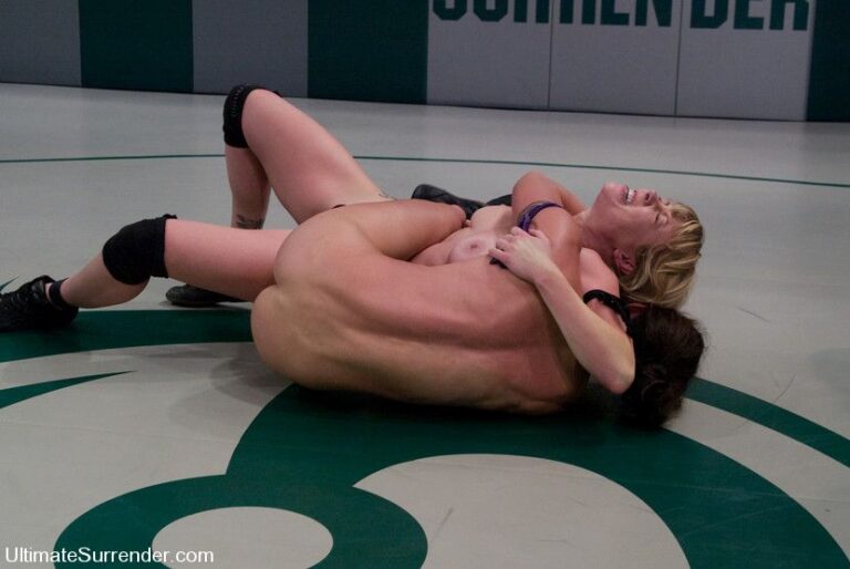 Wenona “The Gymnast” (0-0) vs Adrianna Nicole “The Adrianaconda” (1-0)