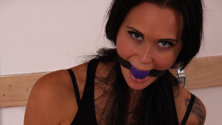 Amanda vs. The Double Gag