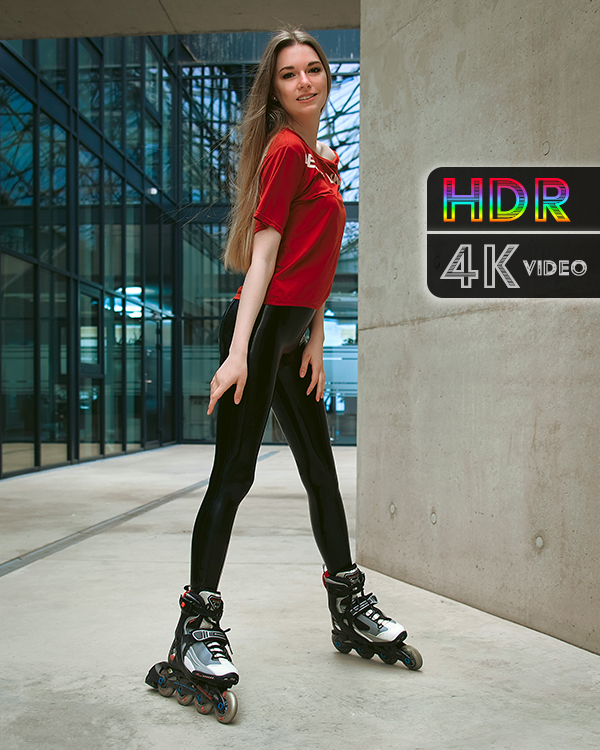 Catherine Reus – Skater girl fun