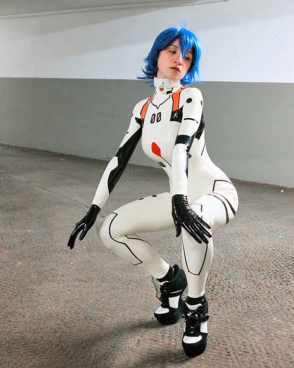 Milla McKay – Evangelion cosplay underground shoot