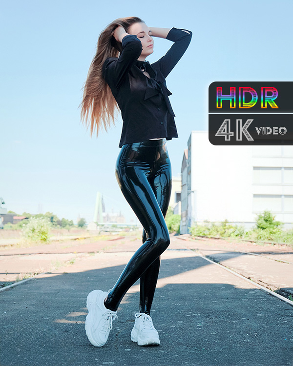 Catherine Reus – Black style highstyle