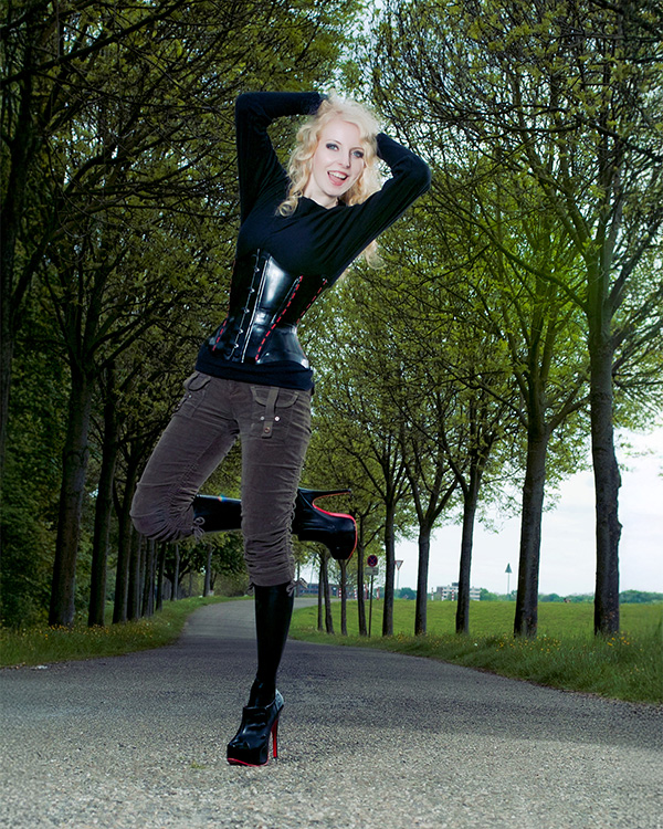 Beth May – The secret latex lover