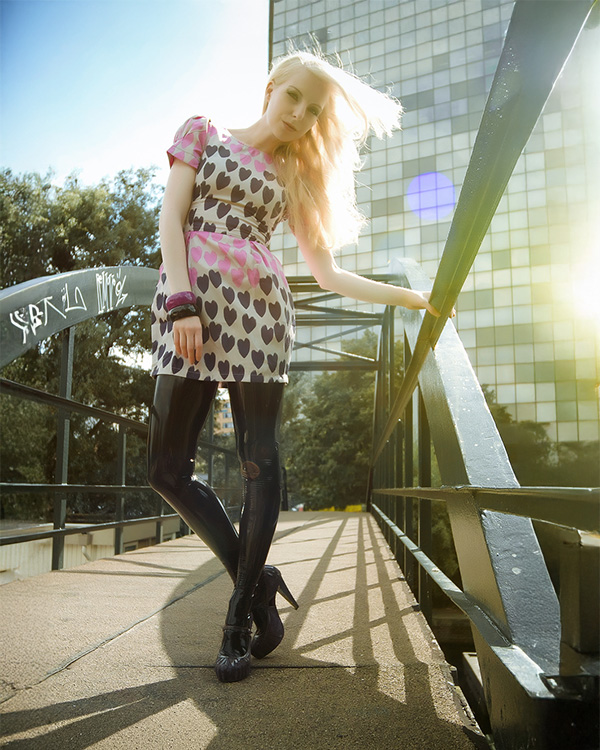 Beth May – Highstyle on a bridge