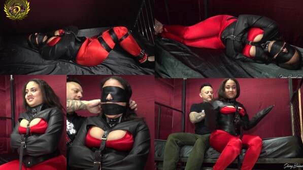 Straightjacket Escape Challenge