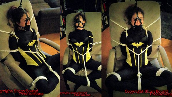 Rei Batgirl Caught