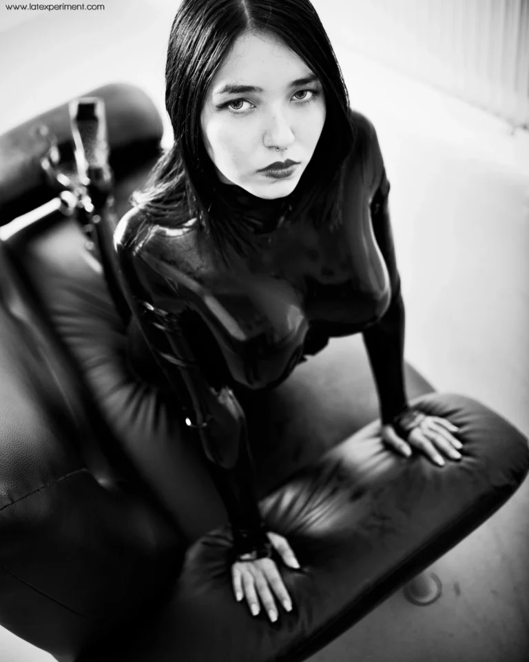 Perfect Asian Latex Girl