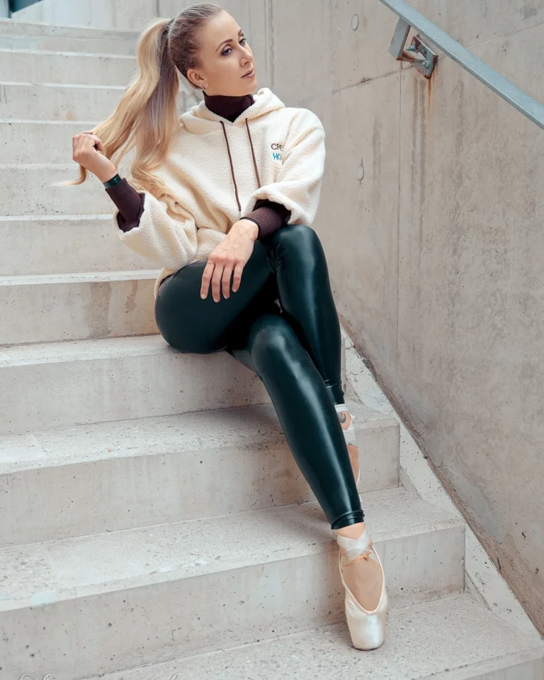 Cozy Latex Ballet