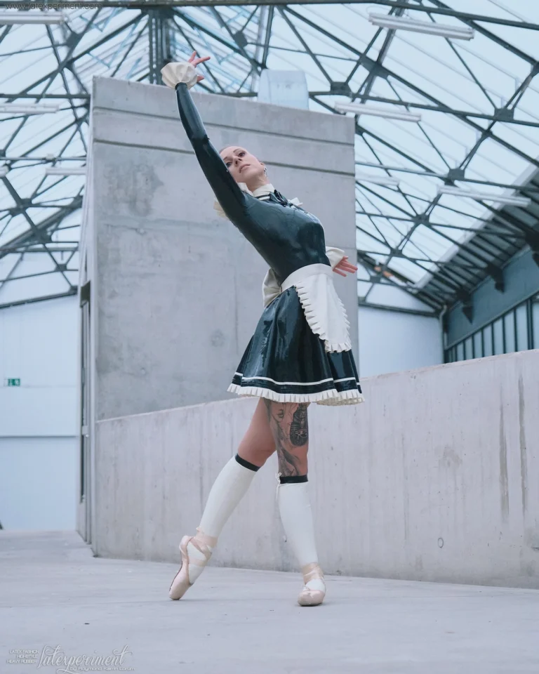 Maid Ballet Dance