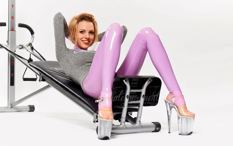 Juli Lollipop – Fit into the new year!
