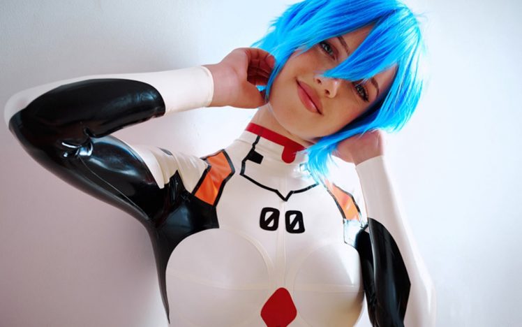 Angelia Russo – Rei Ayanami Latex cosplay