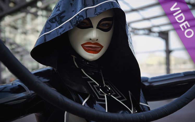 Alexandra Malter – Masked artistic Kasumi Goto