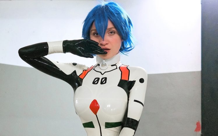 Milla McKay – Evangelion cosplay underground shoot