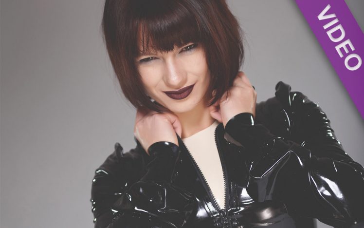Redsky – Latex fashion tryout