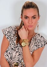 FEATURE: Fashion model pet