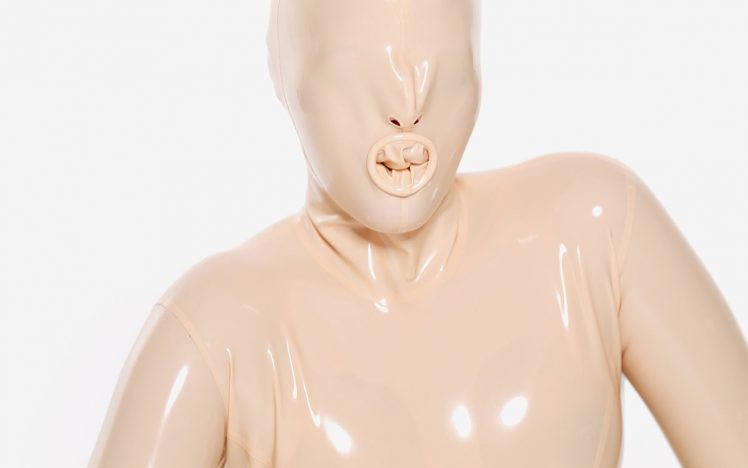 Smexy – Full enclosed rubber doll