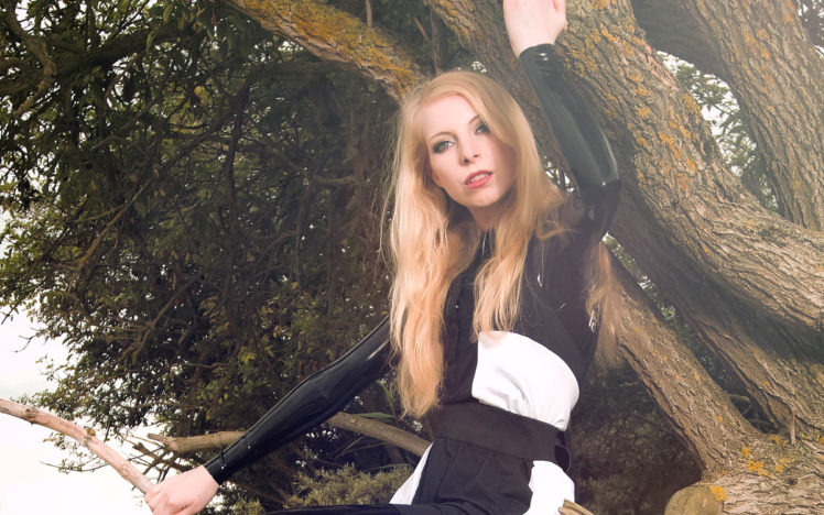 Beth May – Latex under designer outfit
