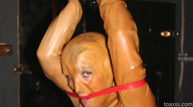 3 Ladies in Heavy Rubber