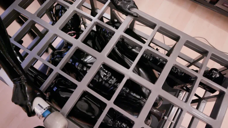 Cagefucker