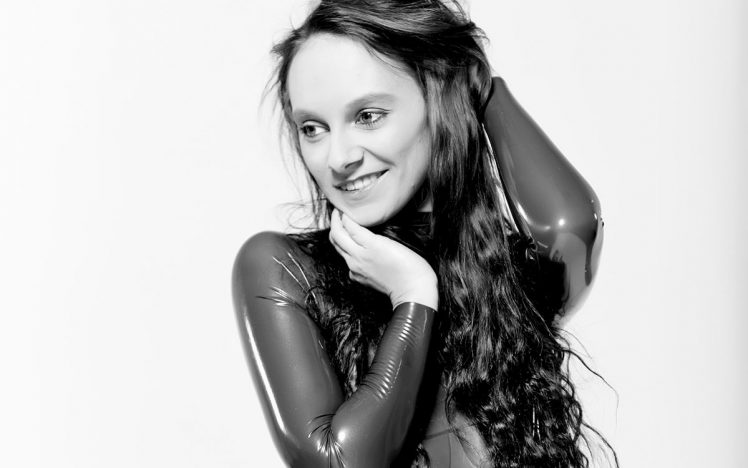 Ava Scott – Guest model special