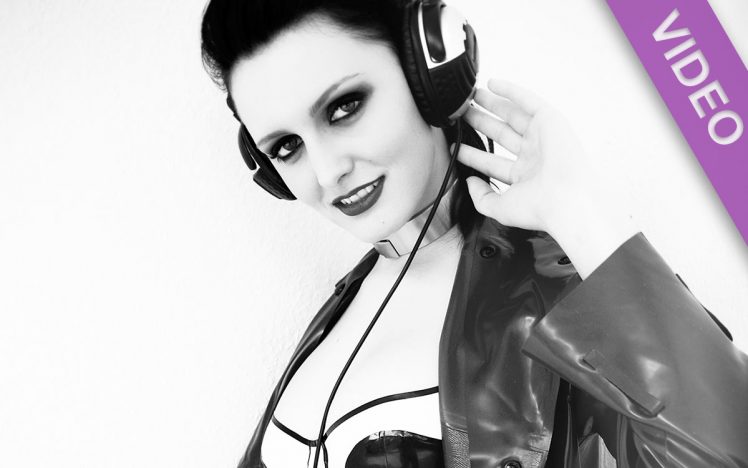 Grace Stout – Black & White latex lifestyle